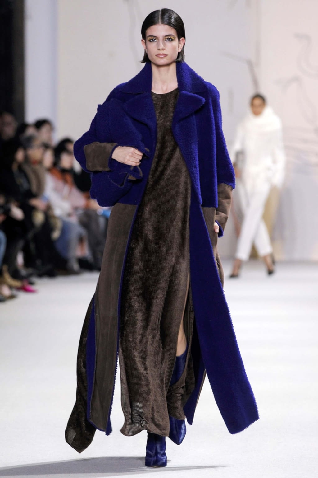 Fashion Week Paris Fall/Winter 2018 look 11 from the Akris collection womenswear