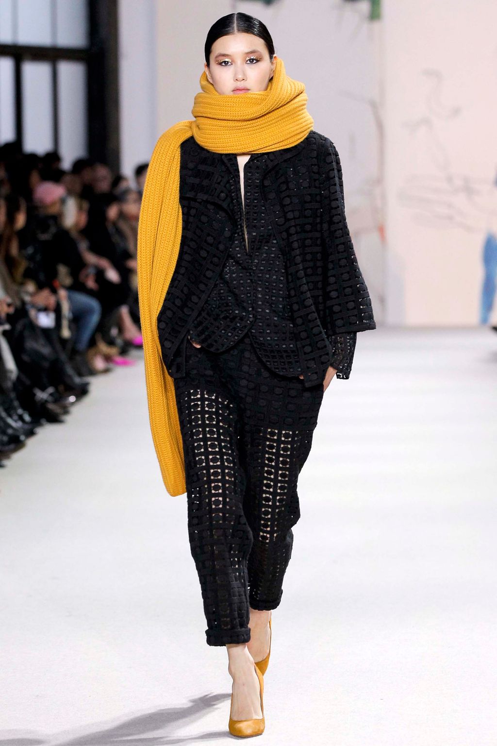 Fashion Week Paris Fall/Winter 2018 look 28 from the Akris collection womenswear