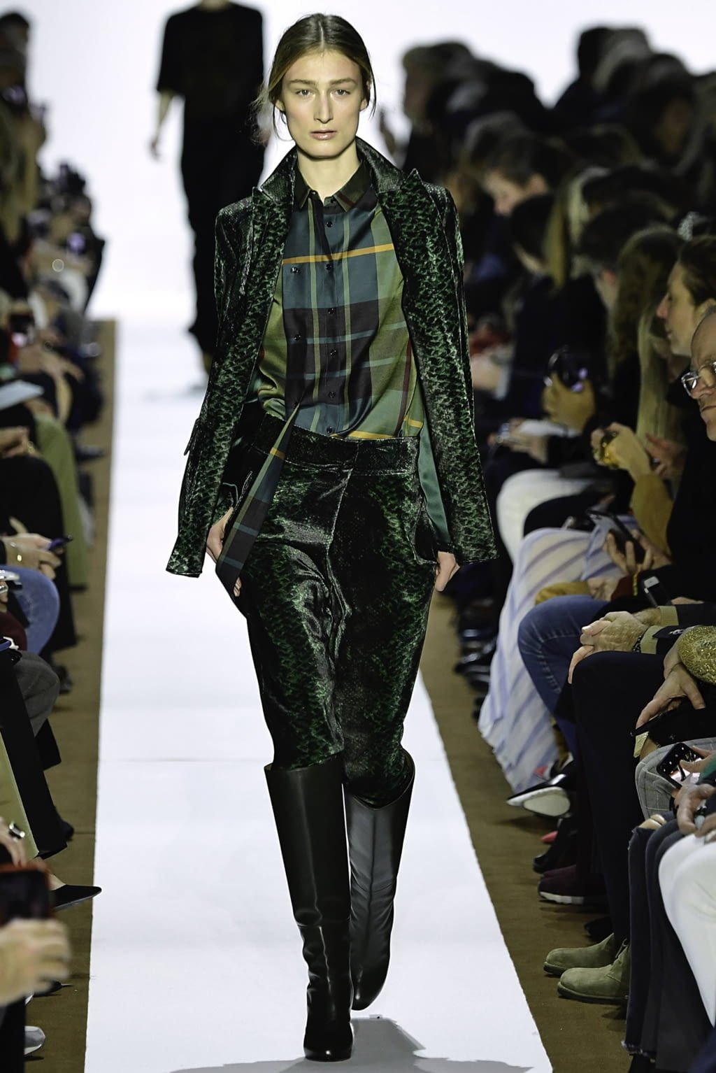 Fashion Week Paris Fall/Winter 2019 look 35 from the Akris collection womenswear