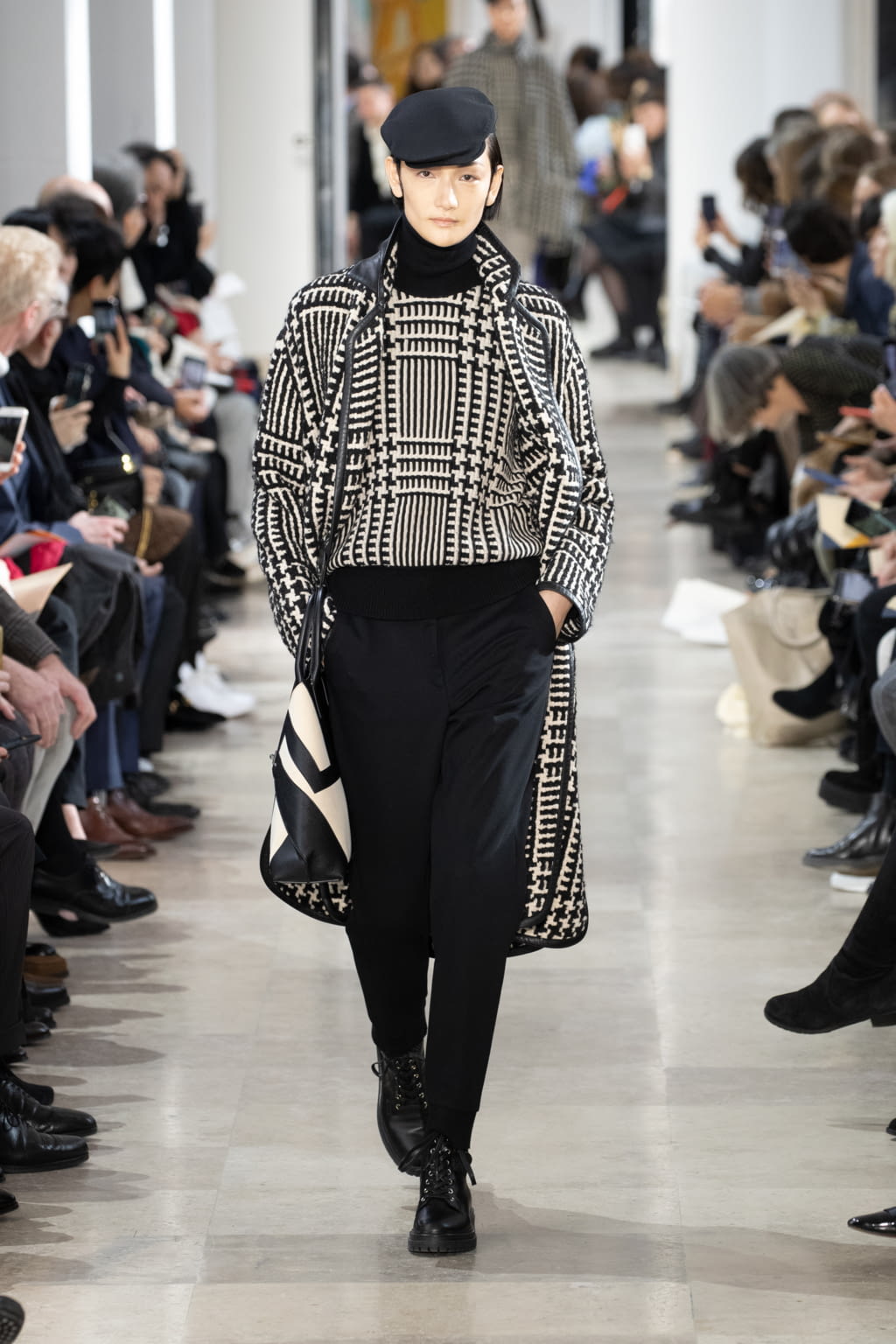 Fashion Week Paris Fall/Winter 2020 look 3 from the Akris collection womenswear