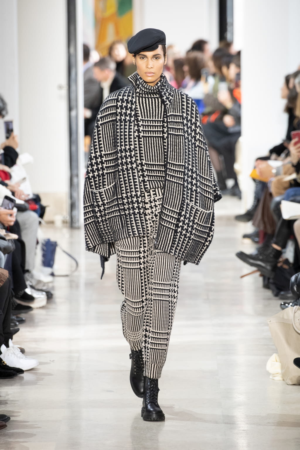 Fashion Week Paris Fall/Winter 2020 look 4 from the Akris collection womenswear