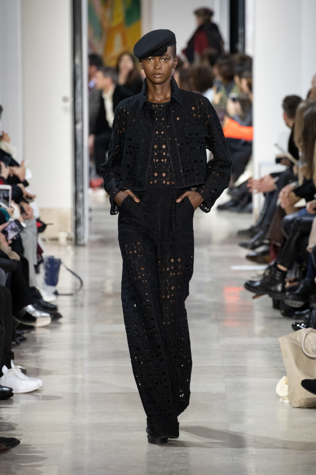 Fashion Week Paris Fall/Winter 2020 look 29 de la collection Akris womenswear