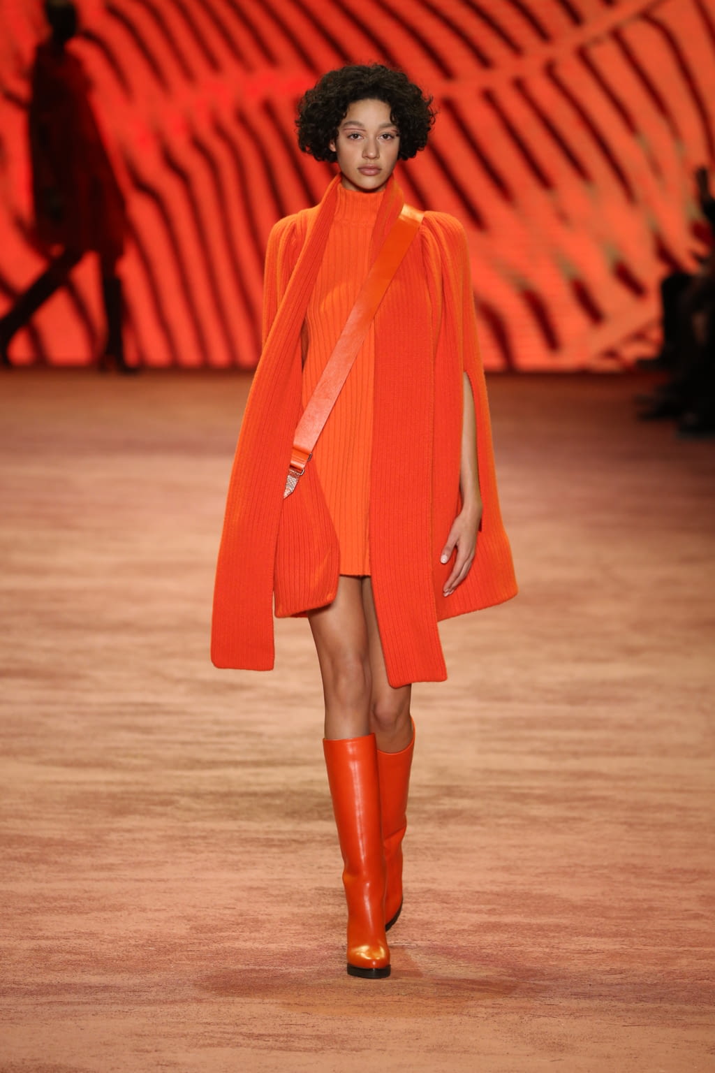 Fashion Week Paris Fall/Winter 2016 look 1 from the Akris collection womenswear