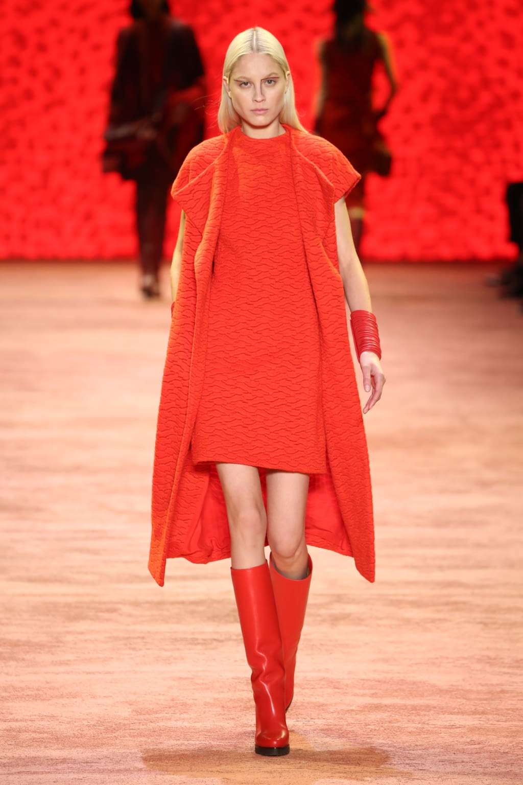Fashion Week Paris Fall/Winter 2016 look 9 from the Akris collection womenswear