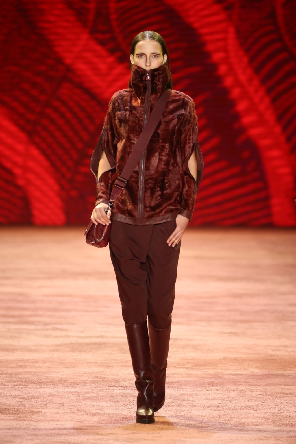 Fashion Week Paris Fall/Winter 2016 look 20 from the Akris collection womenswear