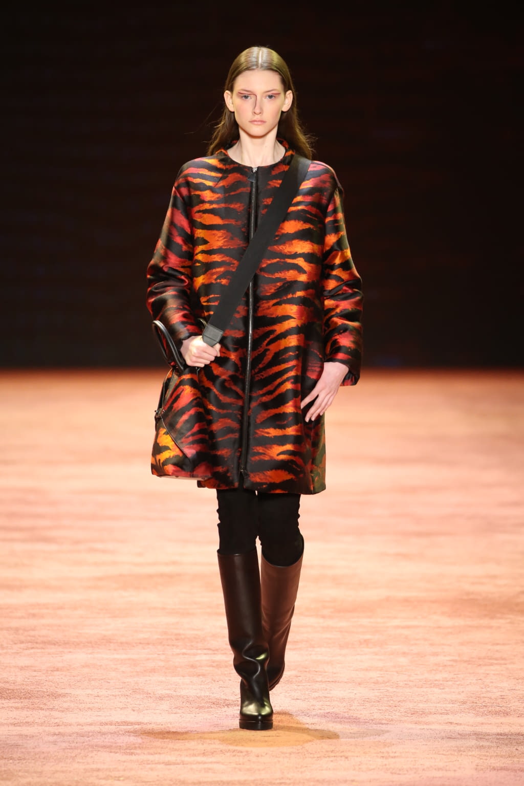 Fashion Week Paris Fall/Winter 2016 look 38 de la collection Akris womenswear