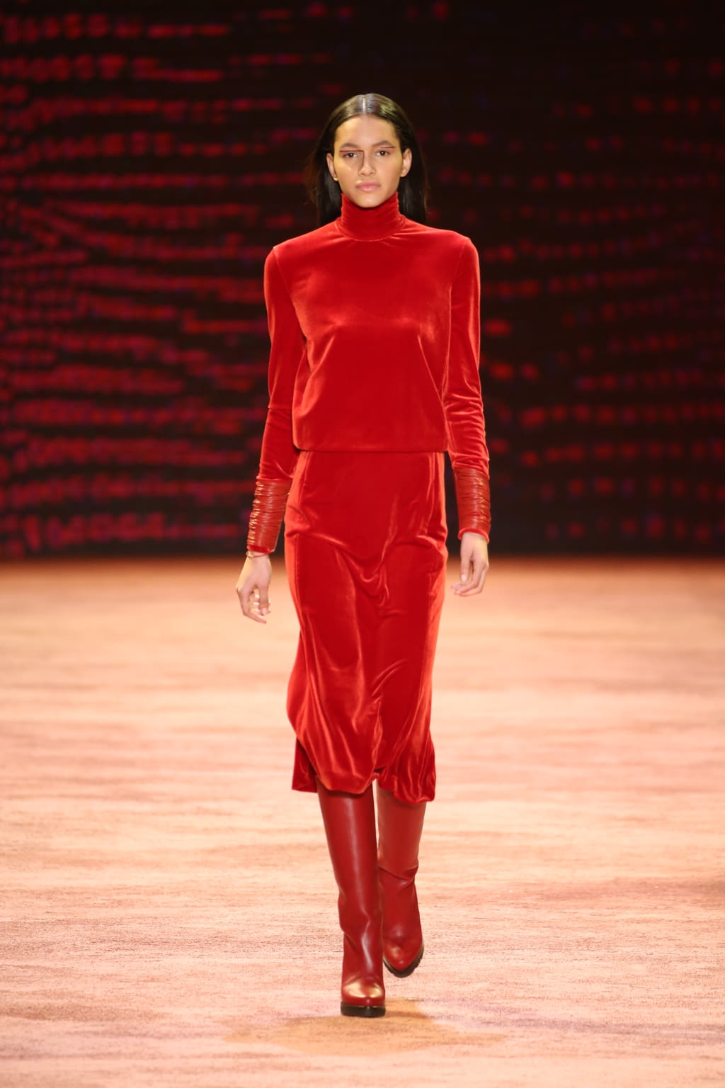 Fashion Week Paris Fall/Winter 2016 look 39 from the Akris collection 女装