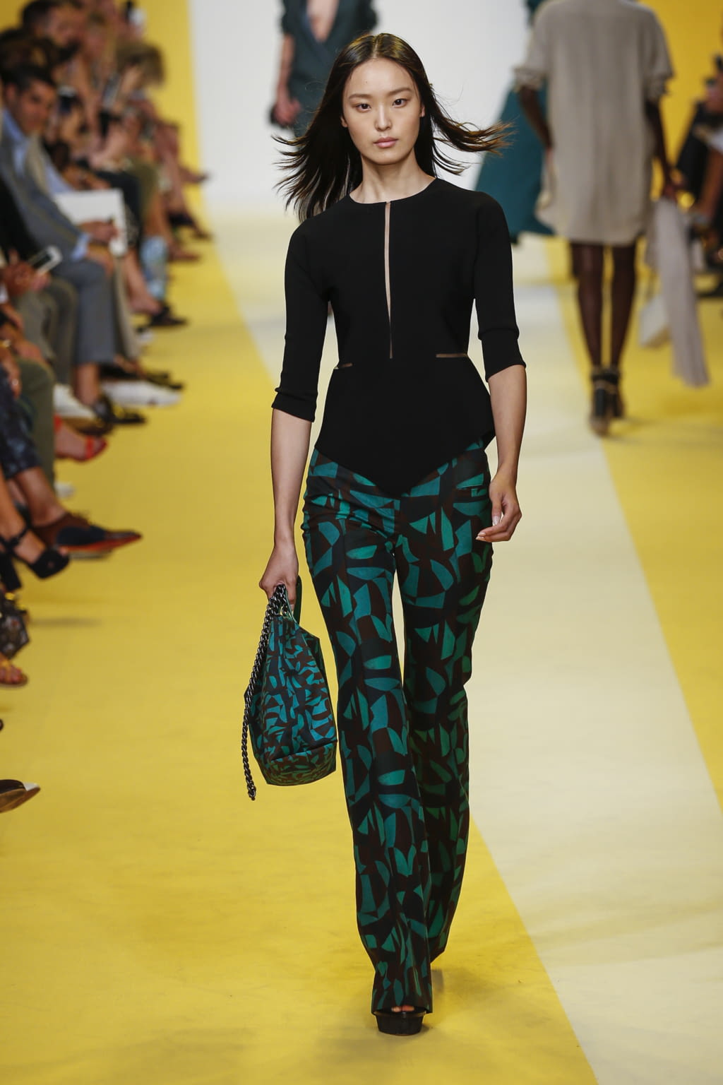 Fashion Week New York Spring/Summer 2017 look 8 from the Akris collection womenswear