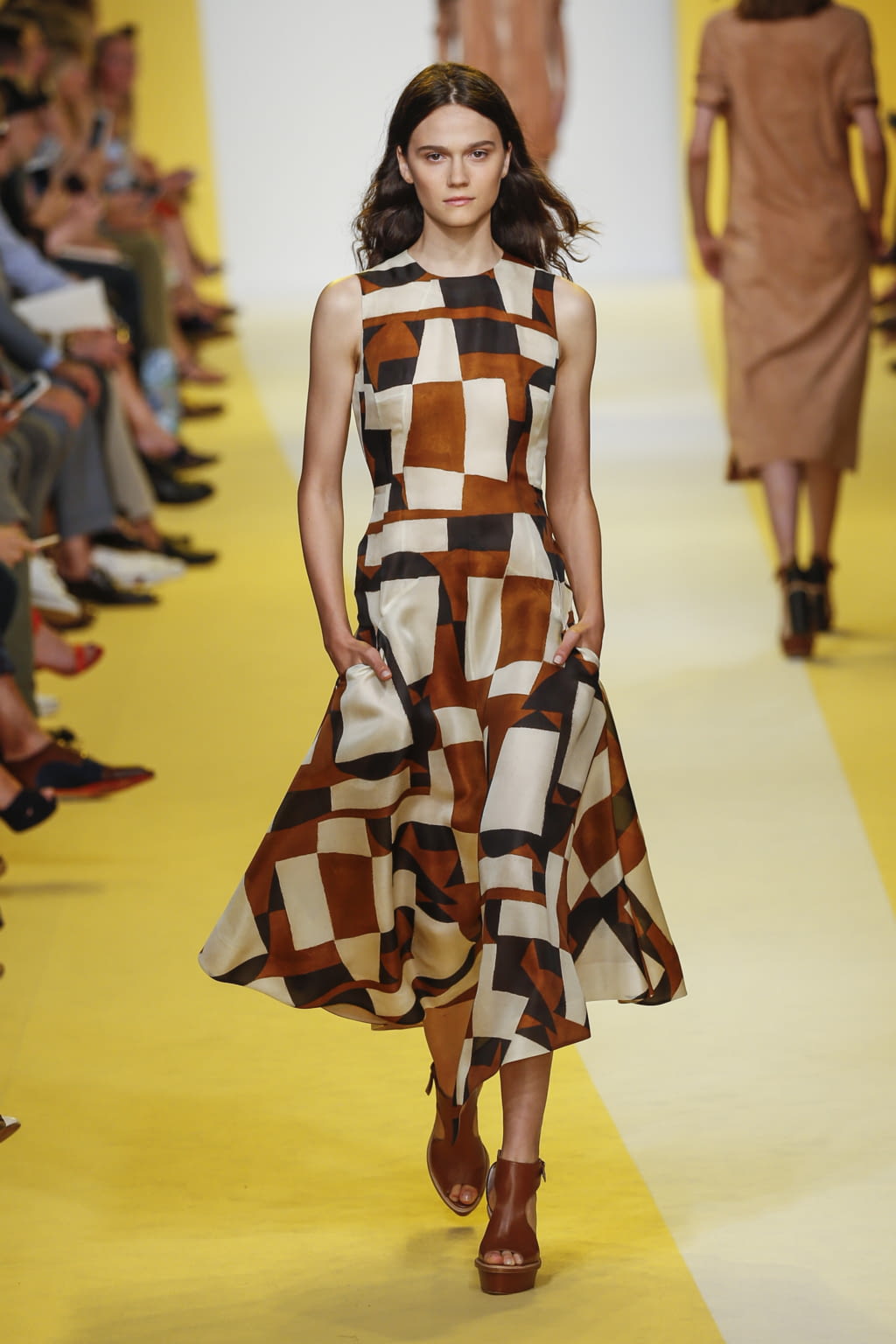 Fashion Week New York Spring/Summer 2017 look 24 from the Akris collection womenswear