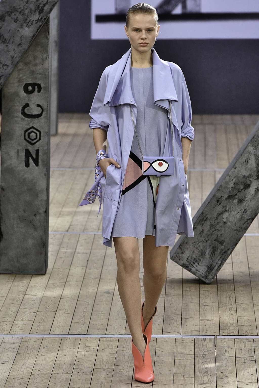 Fashion Week Paris Spring/Summer 2019 look 8 from the Akris collection 女装