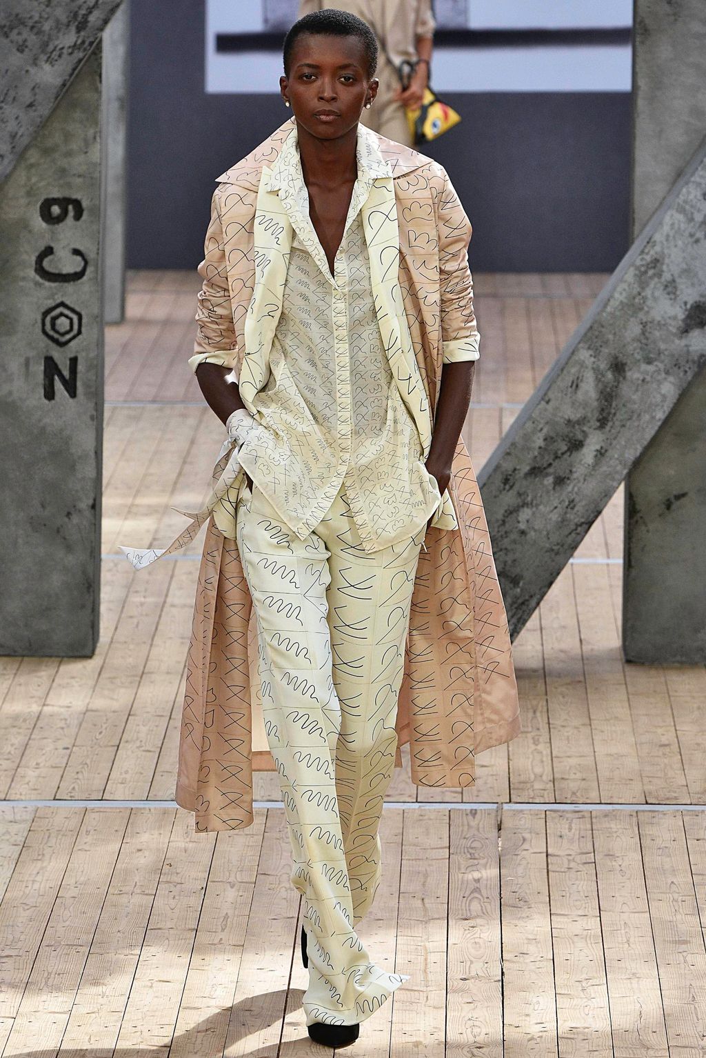 Fashion Week Paris Spring/Summer 2019 look 13 from the Akris collection womenswear