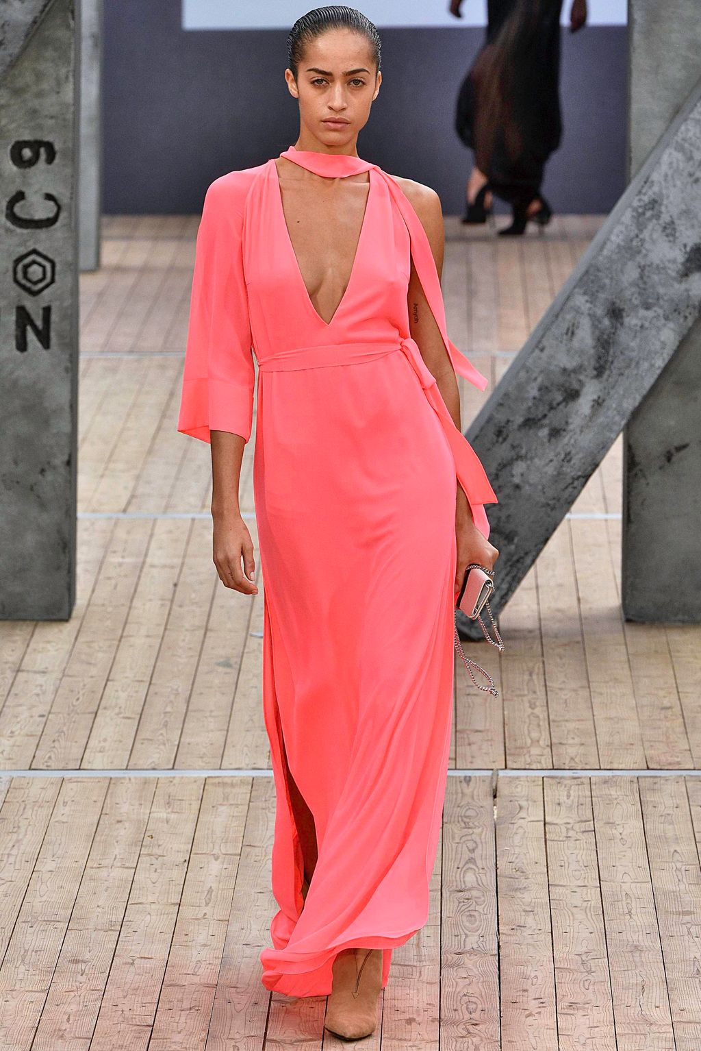 Fashion Week Paris Spring/Summer 2019 look 52 from the Akris collection 女装
