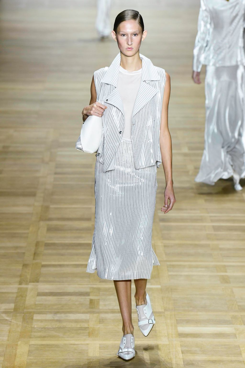 Fashion Week Paris Spring/Summer 2020 look 2 from the Akris collection womenswear
