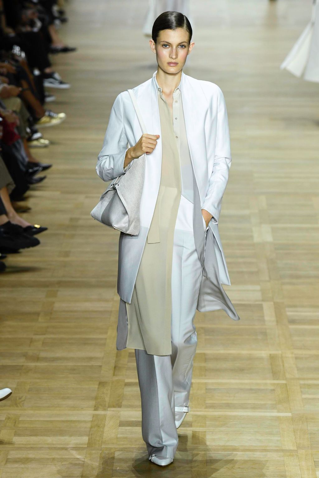Fashion Week Paris Spring/Summer 2020 look 10 from the Akris collection womenswear