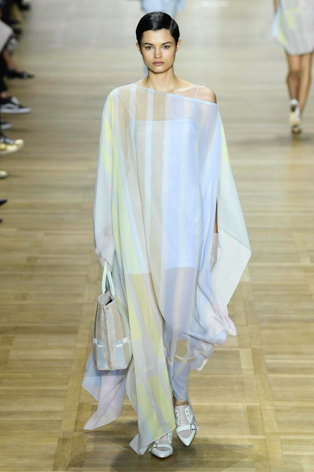 Fashion Week Paris Spring/Summer 2020 look 15 de la collection Akris womenswear