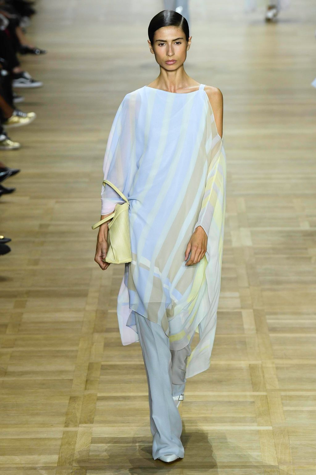 Fashion Week Paris Spring/Summer 2020 look 17 from the Akris collection womenswear