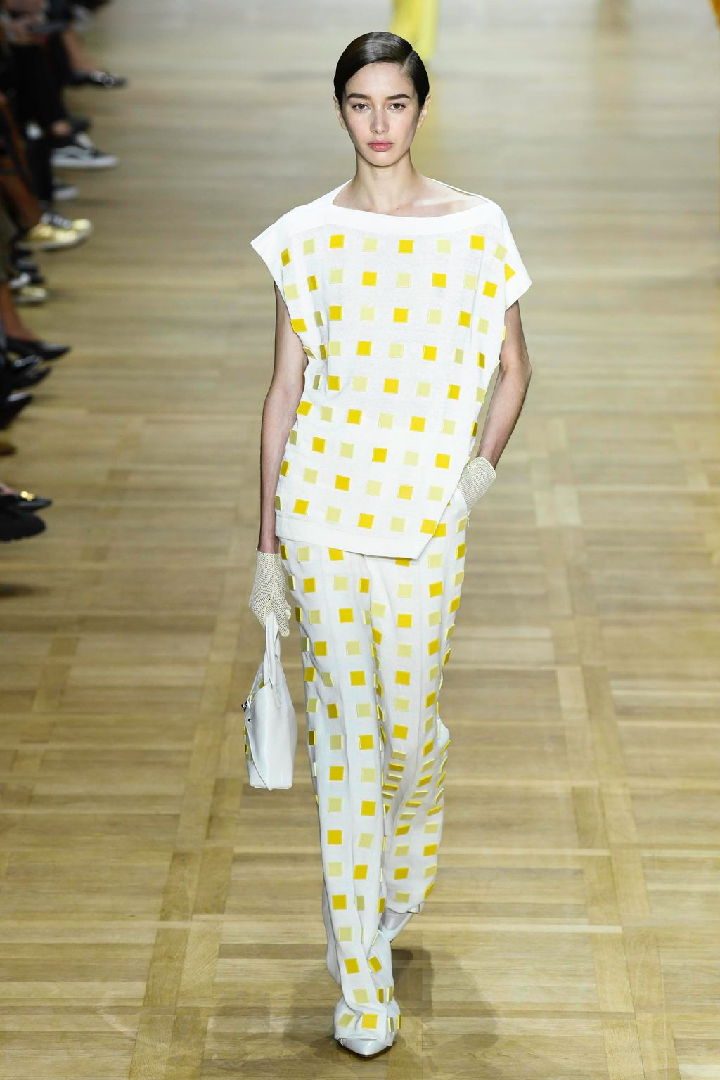 Fashion Week Paris Spring/Summer 2020 look 30 from the Akris collection womenswear
