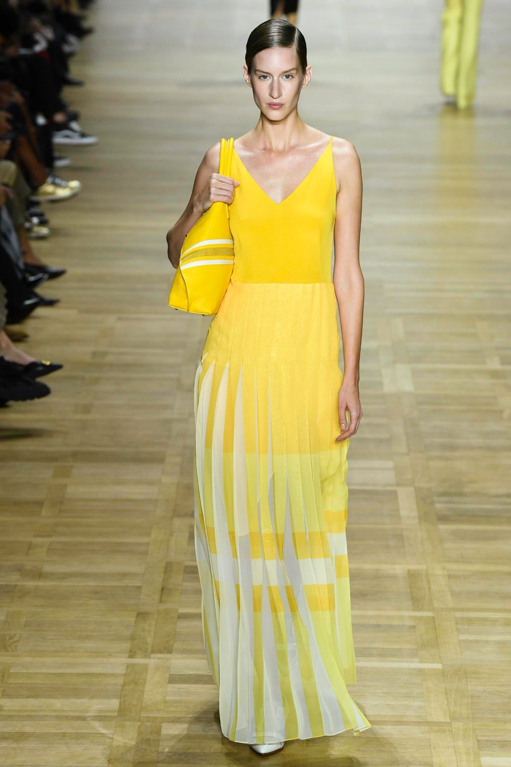 Fashion Week Paris Spring/Summer 2020 look 33 from the Akris collection 女装