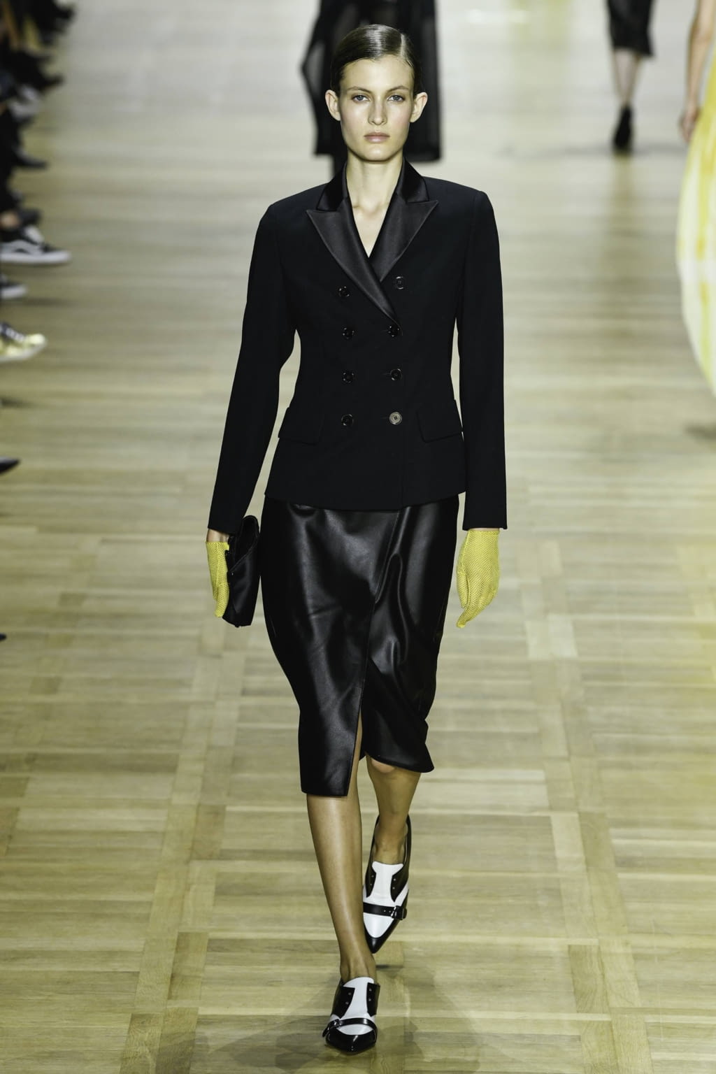 Fashion Week Paris Spring/Summer 2020 look 34 from the Akris collection womenswear
