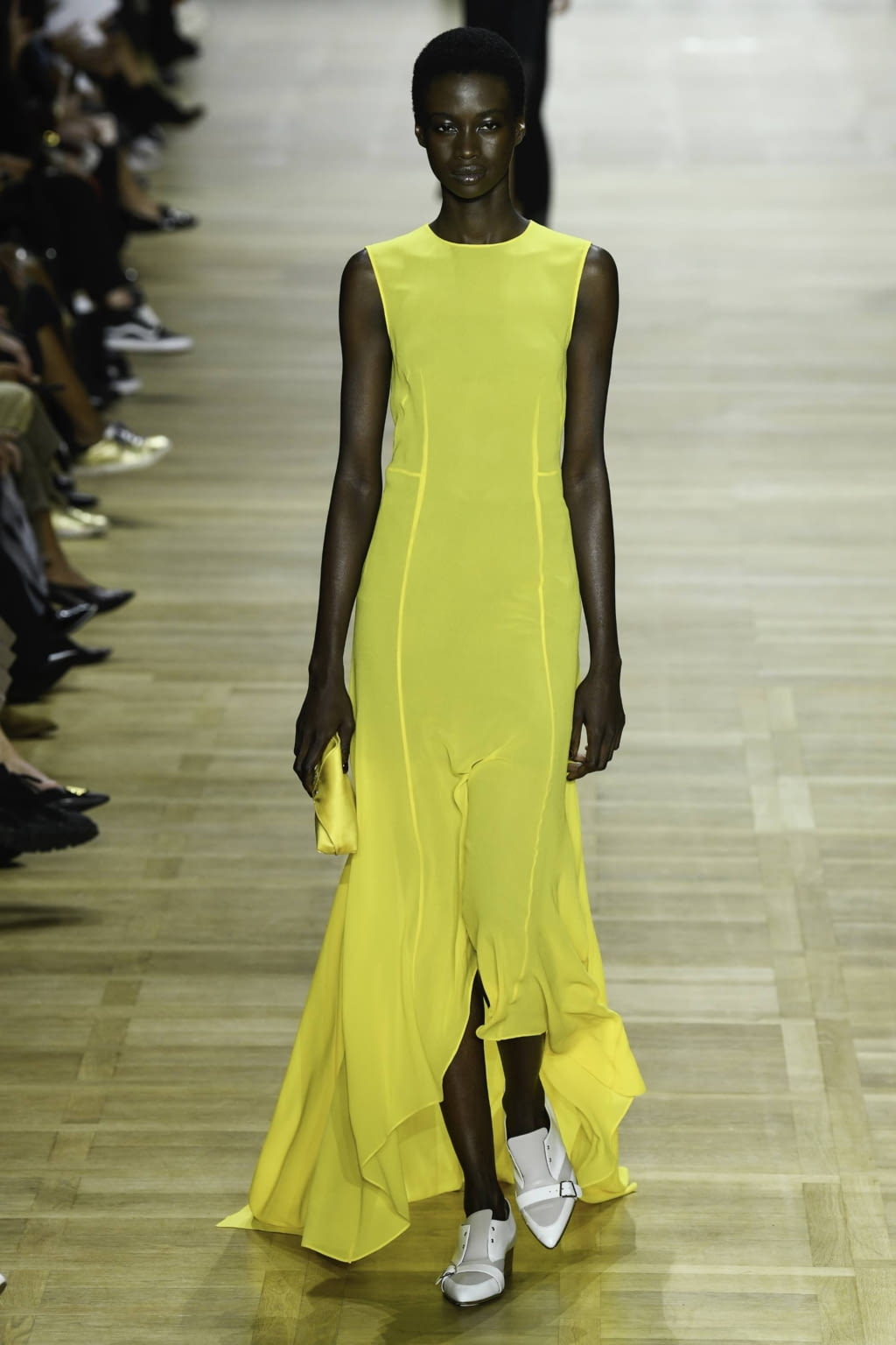 Fashion Week Paris Spring/Summer 2020 look 40 from the Akris collection womenswear