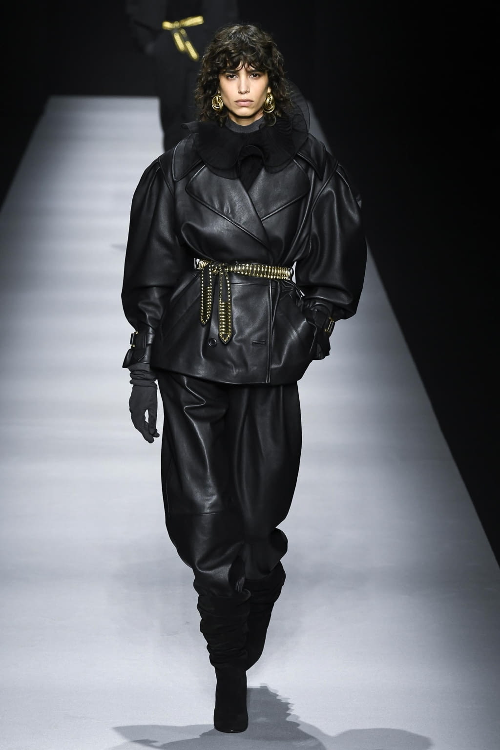 Fashion Week Milan Fall/Winter 2020 look 1 from the Alberta Ferretti collection womenswear