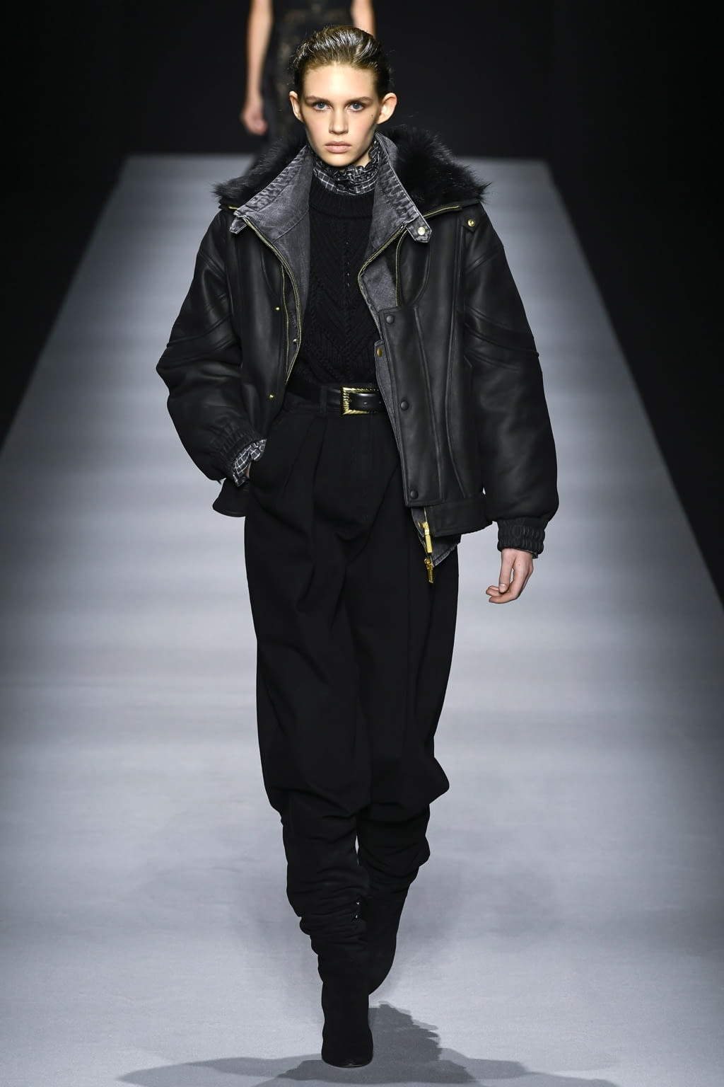 Fashion Week Milan Fall/Winter 2020 look 10 de la collection Alberta Ferretti womenswear