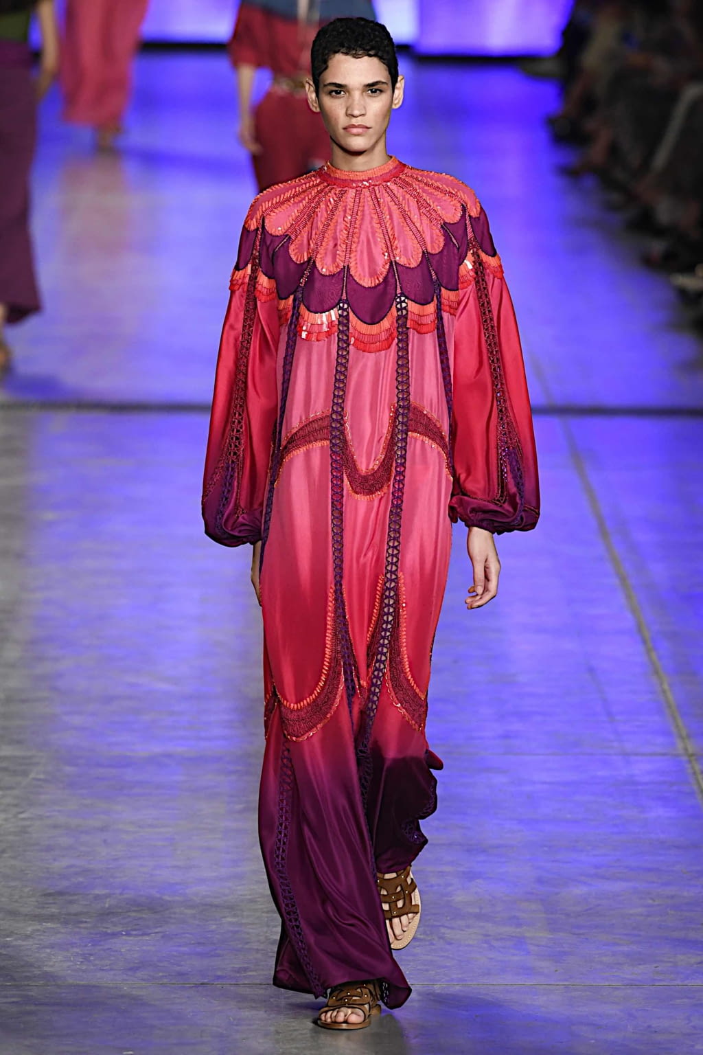 Fashion Week Milan Spring/Summer 2020 look 23 from the Alberta Ferretti collection 女装