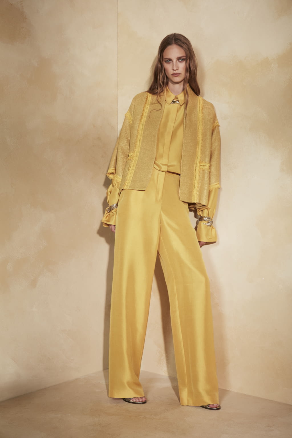 Fashion Week Milan Resort 2018 look 14 de la collection Alberta Ferretti womenswear