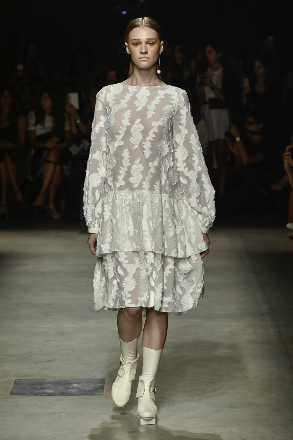 Fashion Week Milan Spring/Summer 2019 look 6 de la collection Alberto Zambelli womenswear