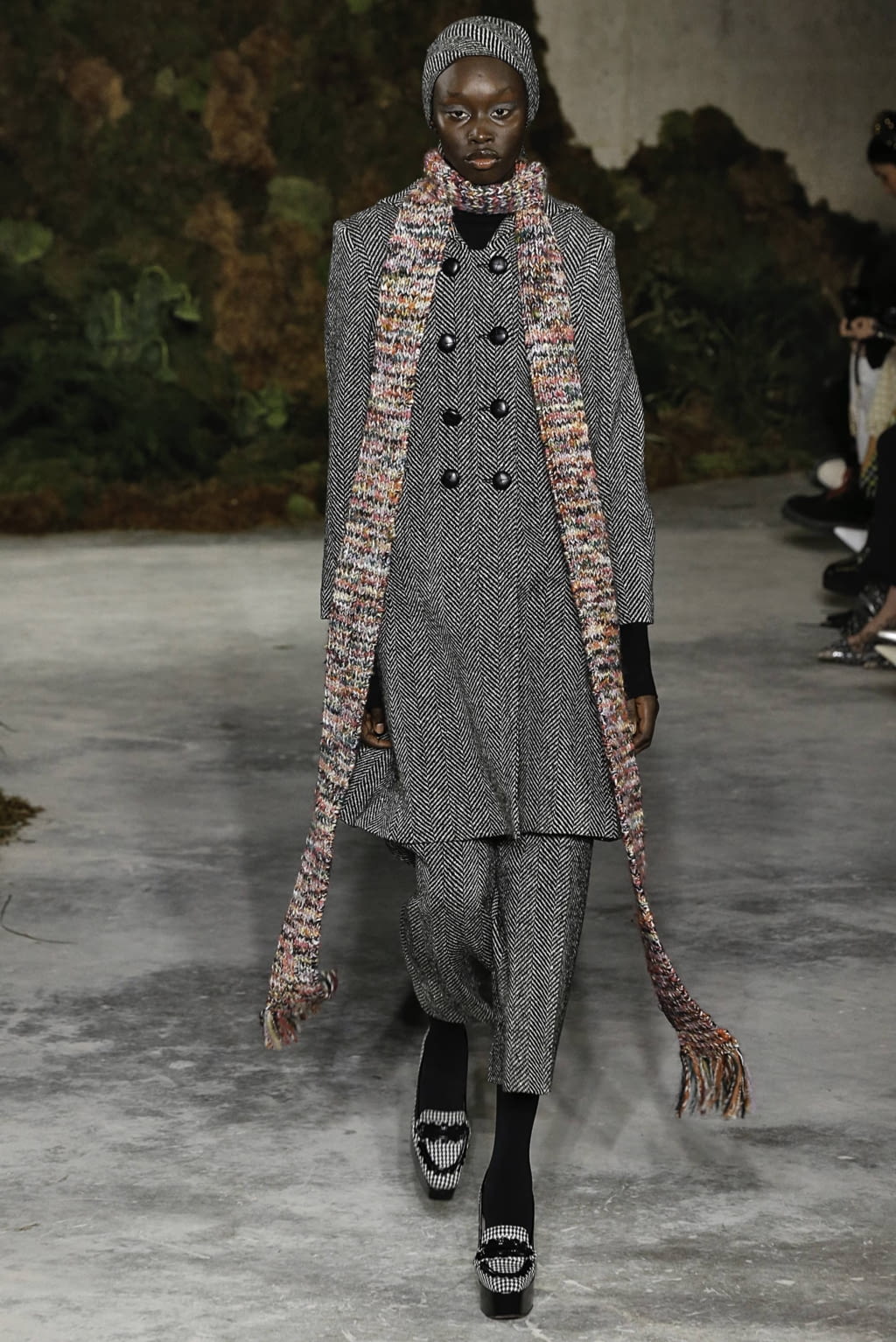 Fashion Week London Fall/Winter 2019 look 17 from the Alexa Chung collection womenswear