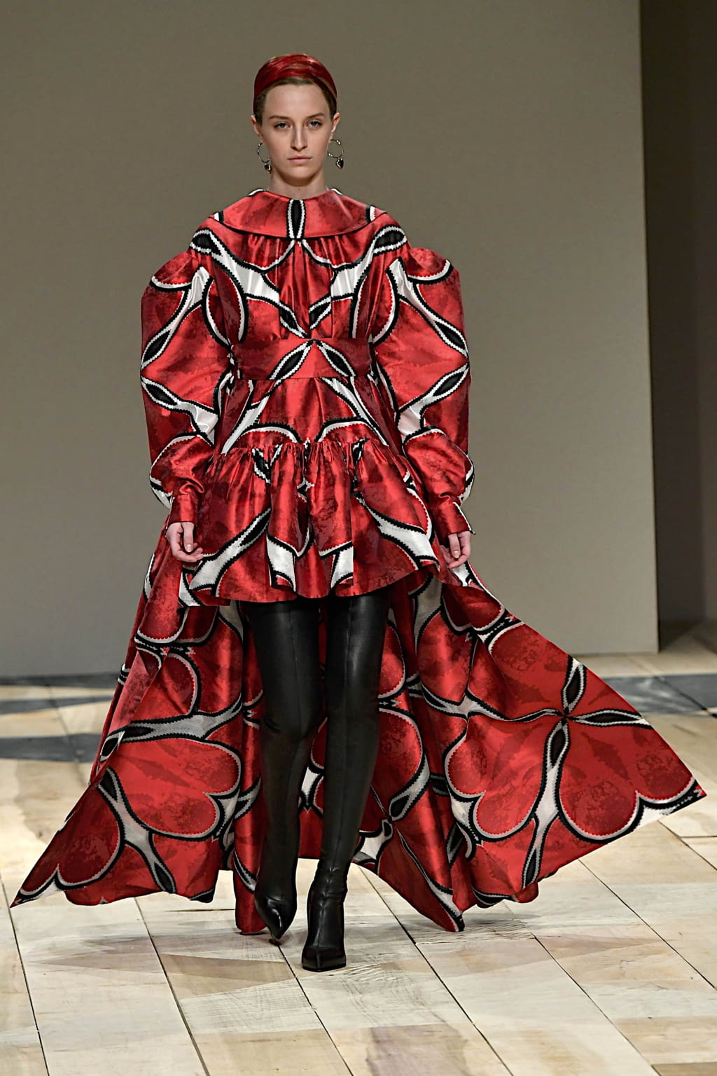 Fashion Week Paris Fall/Winter 2020 look 33 de la collection Alexander McQueen womenswear