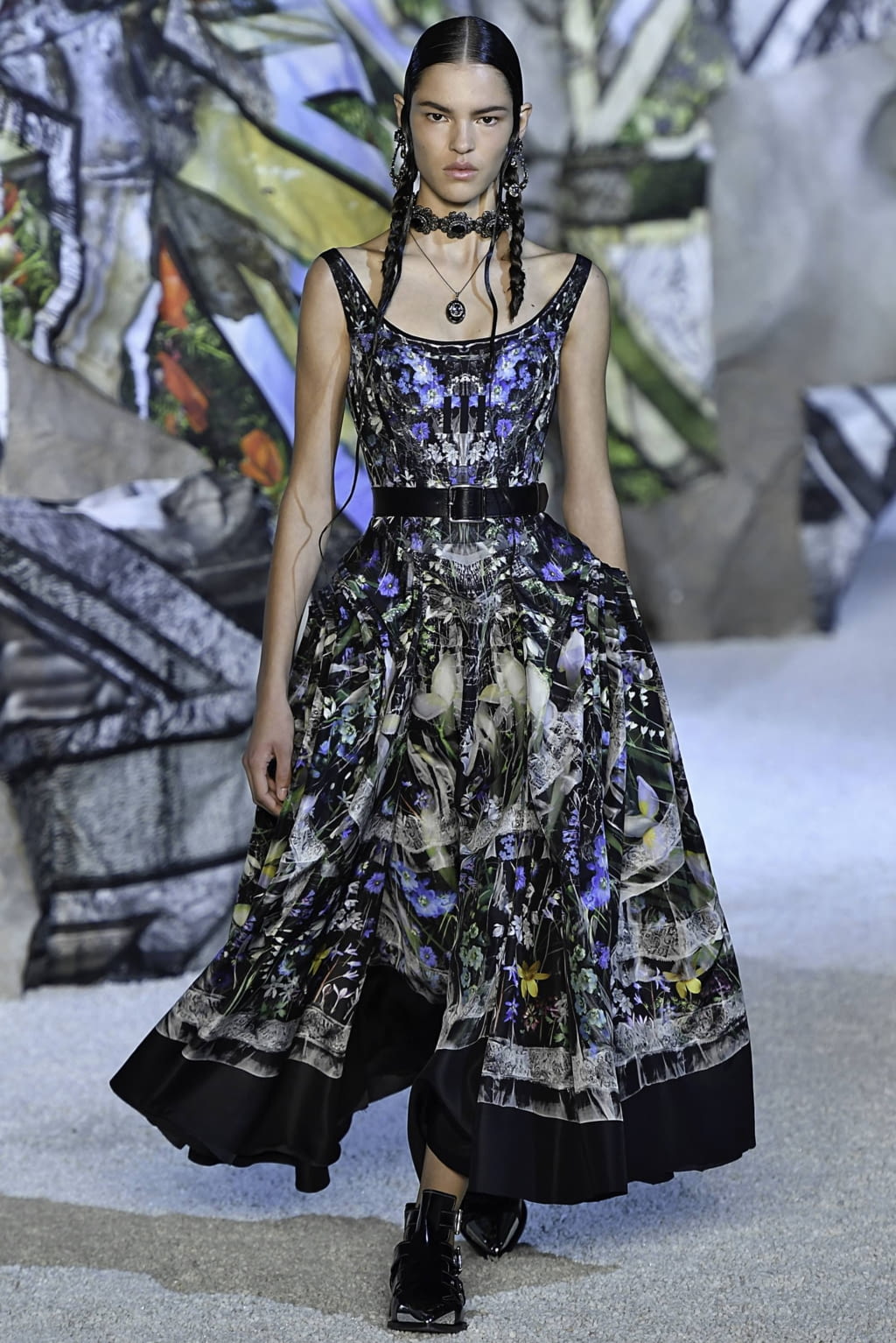 Fashion Week Paris Spring/Summer 2019 look 9 de la collection Alexander McQueen womenswear