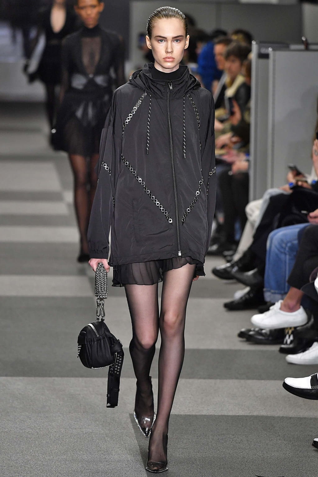 Fashion Week New York Fall/Winter 2018 look 17 from the Alexander Wang collection womenswear