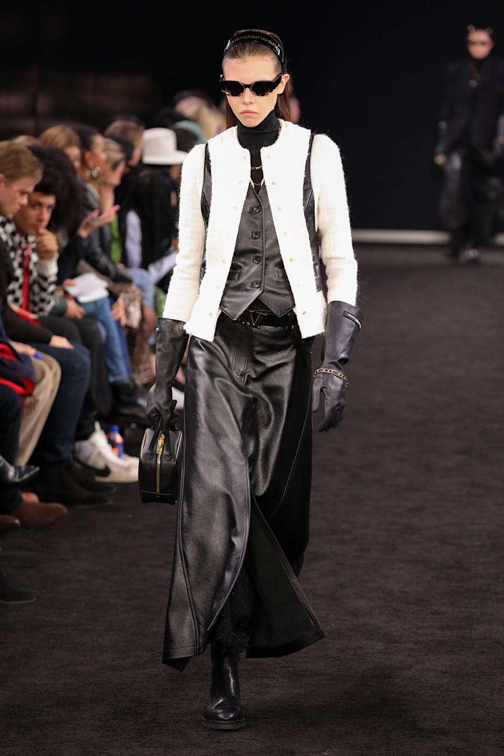 Fashion Week New York Fall/Winter 2019 look 3 de la collection Alexander Wang womenswear