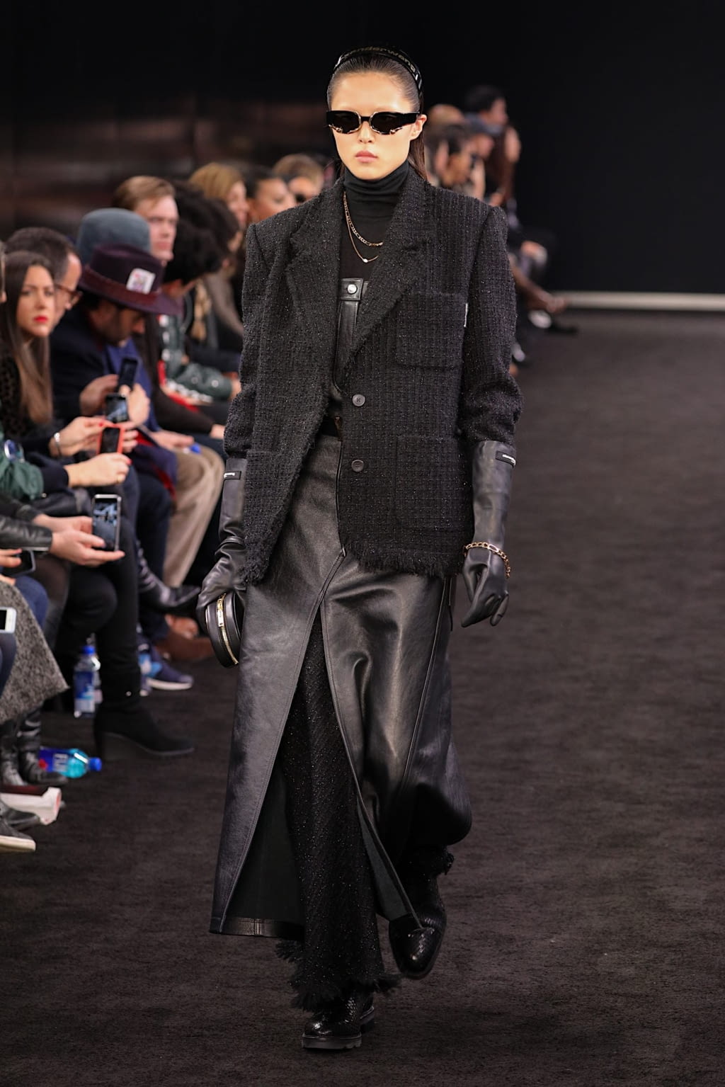 Fashion Week New York Fall/Winter 2019 look 4 from the Alexander Wang collection 女装