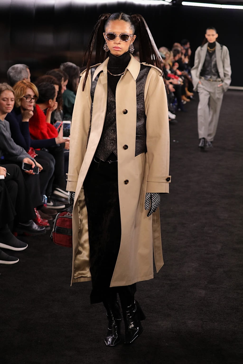 Fashion Week New York Fall/Winter 2019 look 22 from the Alexander Wang collection 女装