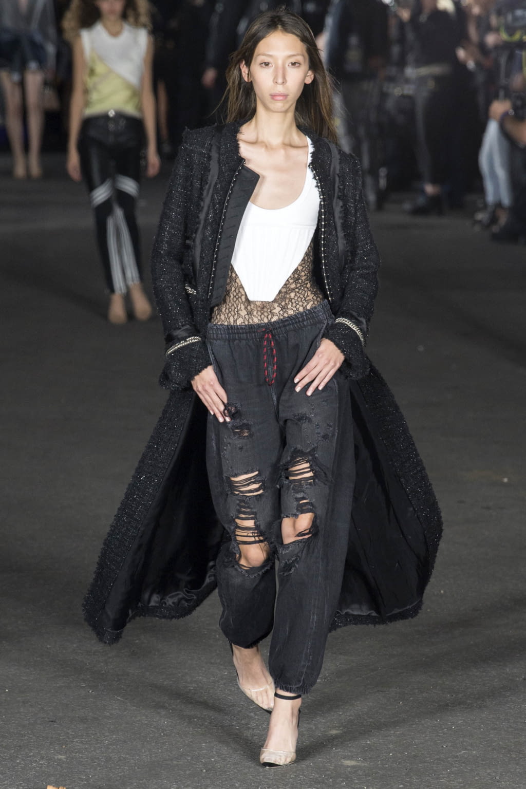 Fashion Week New York Spring/Summer 2018 look 14 from the Alexander Wang collection womenswear