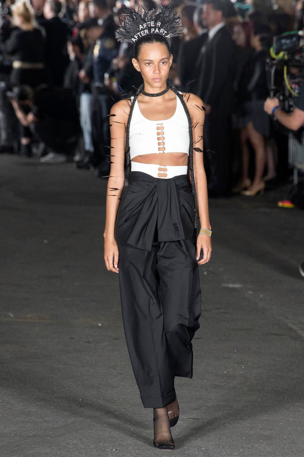 Fashion Week New York Spring/Summer 2018 look 27 from the Alexander Wang collection 女装