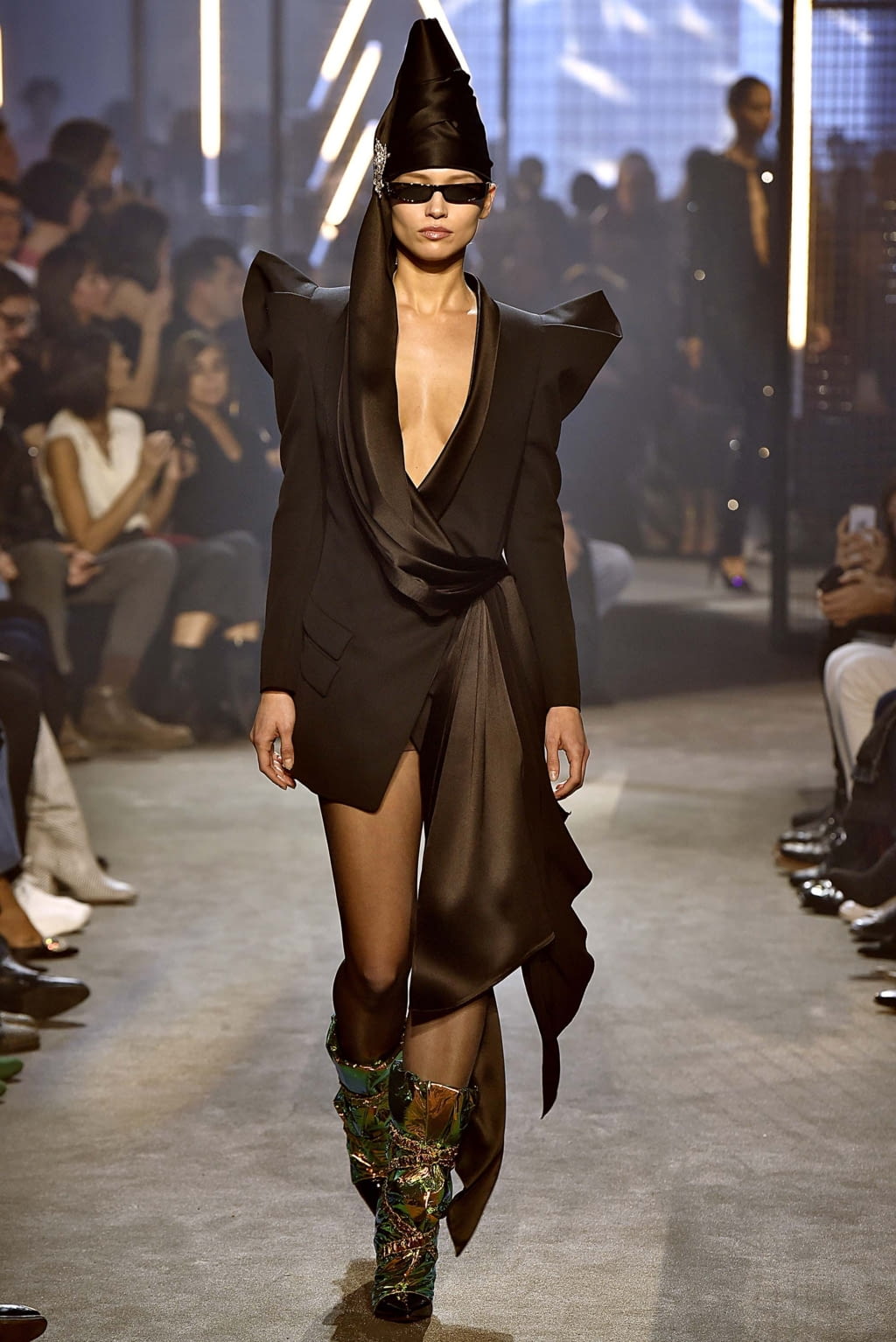 Fashion Week Paris Spring/Summer 2018 look 27 from the Alexandre Vauthier collection couture