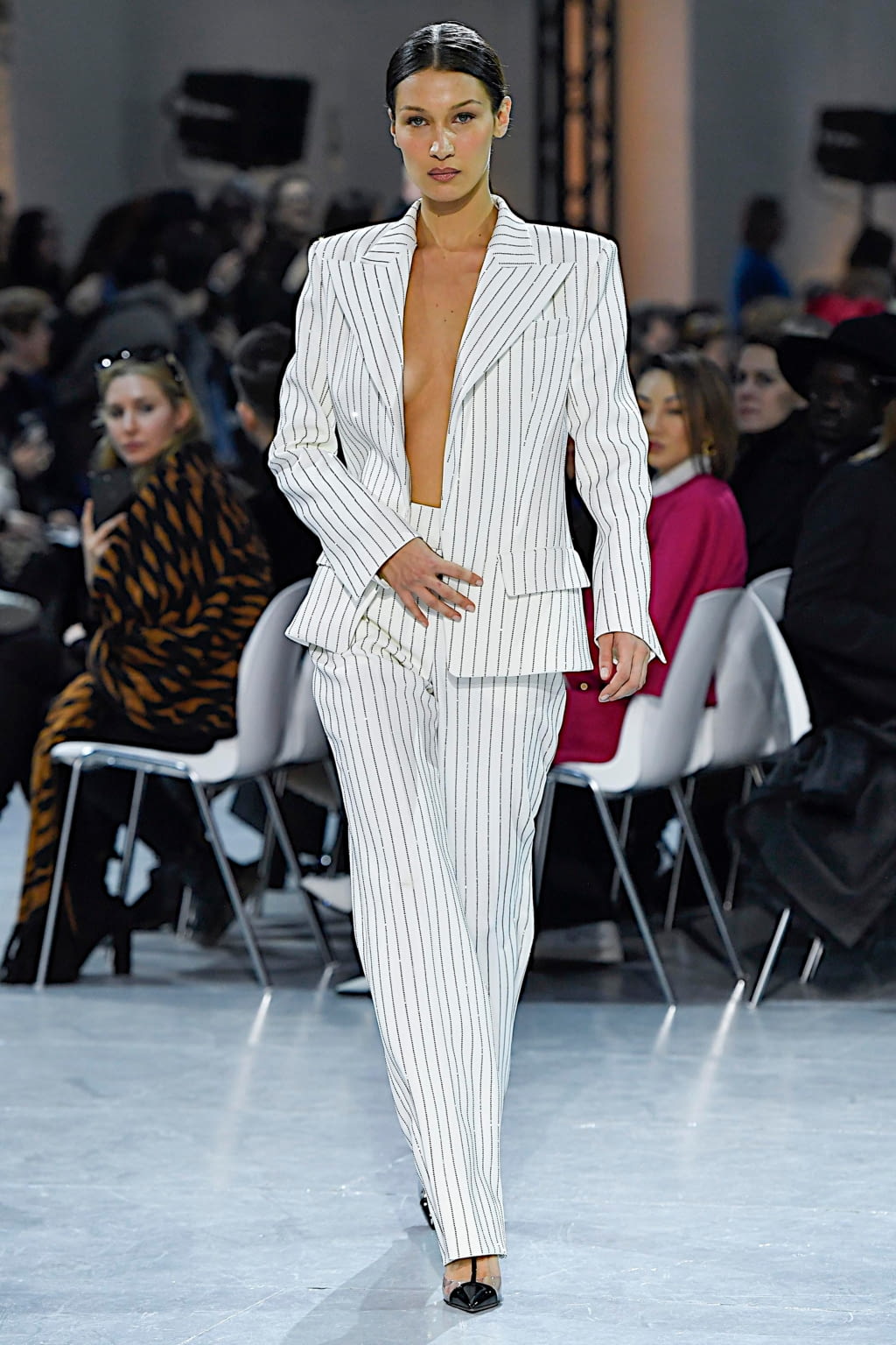 Fashion Week Paris Spring/Summer 2020 look 41 from the Alexandre Vauthier collection couture