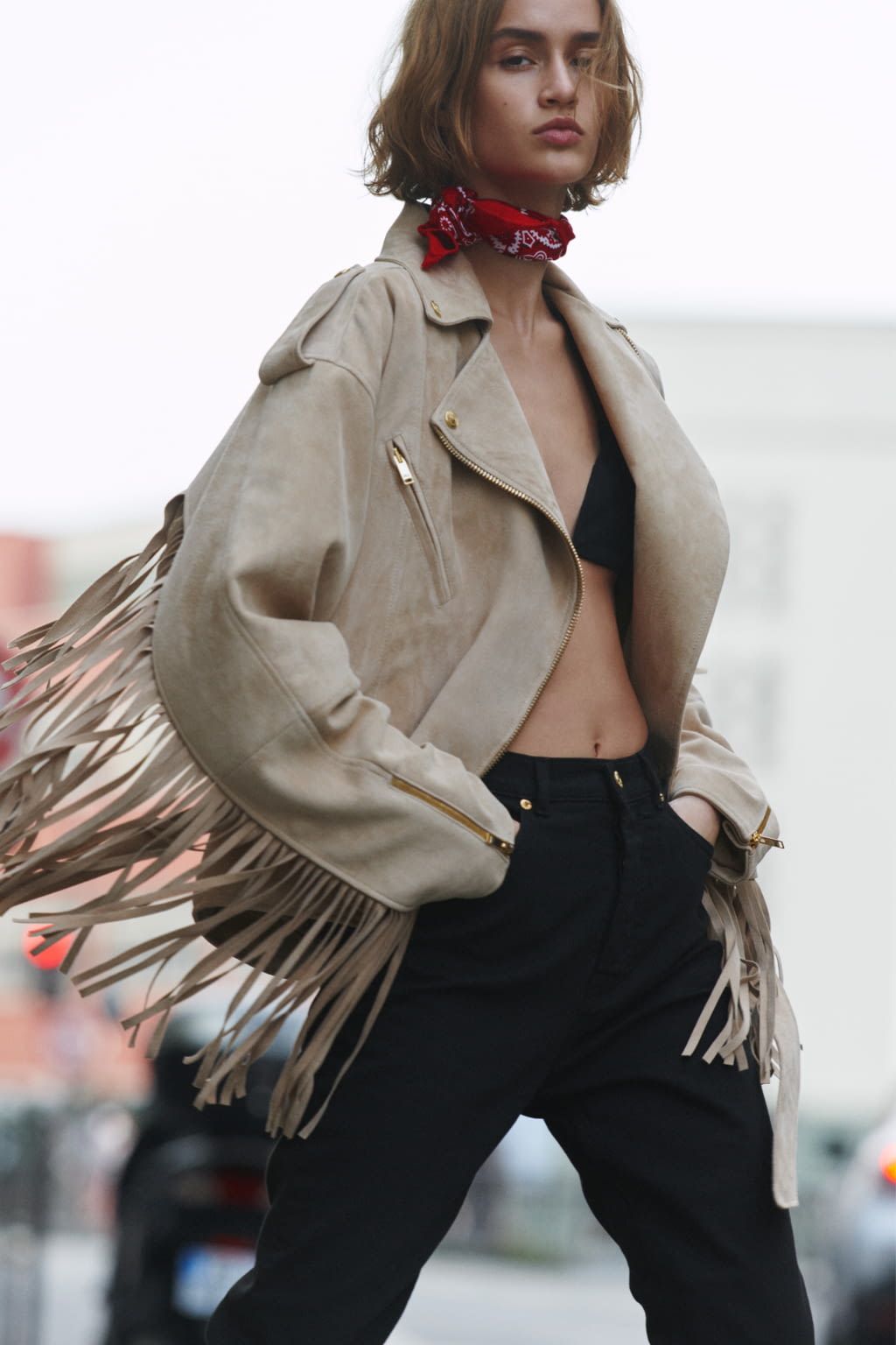 Fashion Week Paris Fall/Winter 2021 look 12 de la collection Alexandre Vauthier womenswear