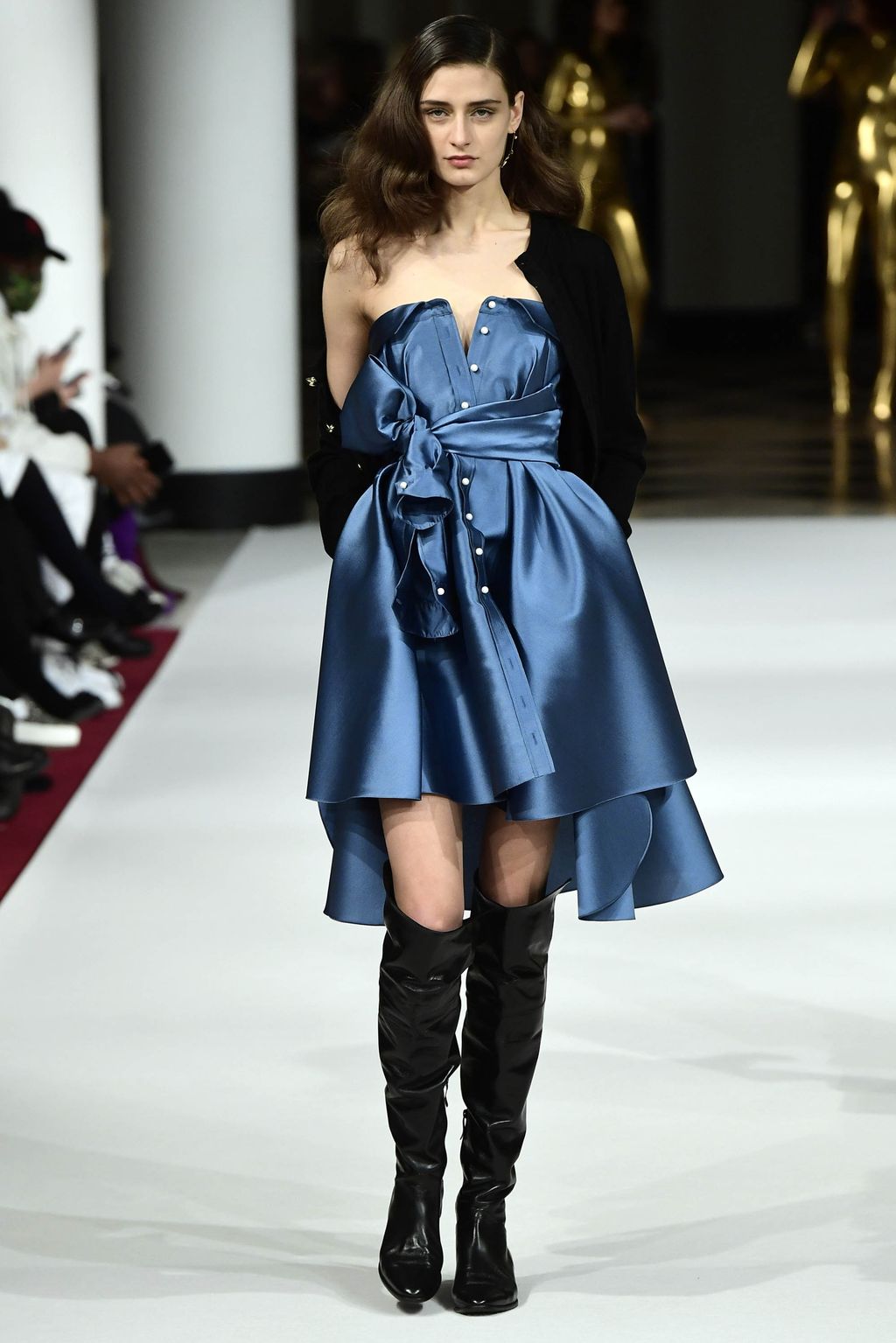 Fashion Week Paris Fall/Winter 2017 look 5 de la collection Alexis Mabille womenswear