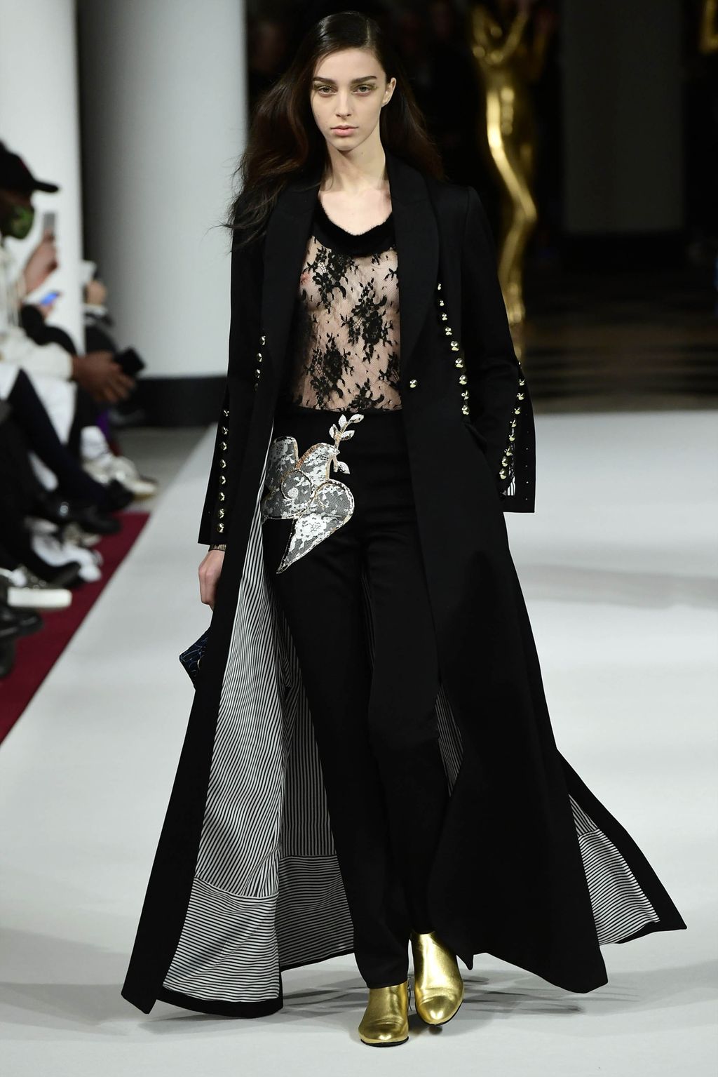 Fashion Week Paris Fall/Winter 2017 look 13 from the Alexis Mabille collection womenswear