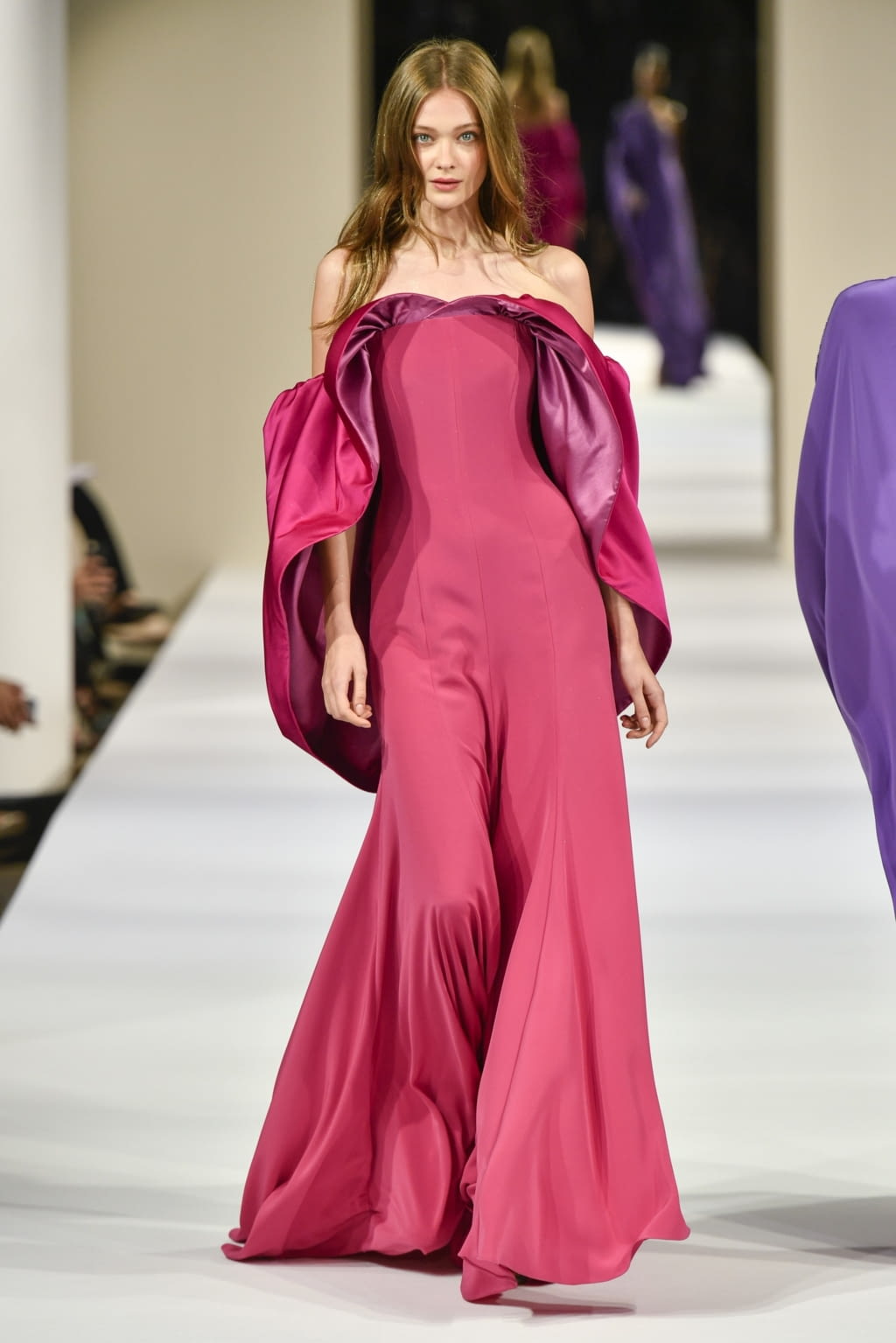Fashion Week Paris Fall/Winter 2018 look 14 from the Alexis Mabille collection couture