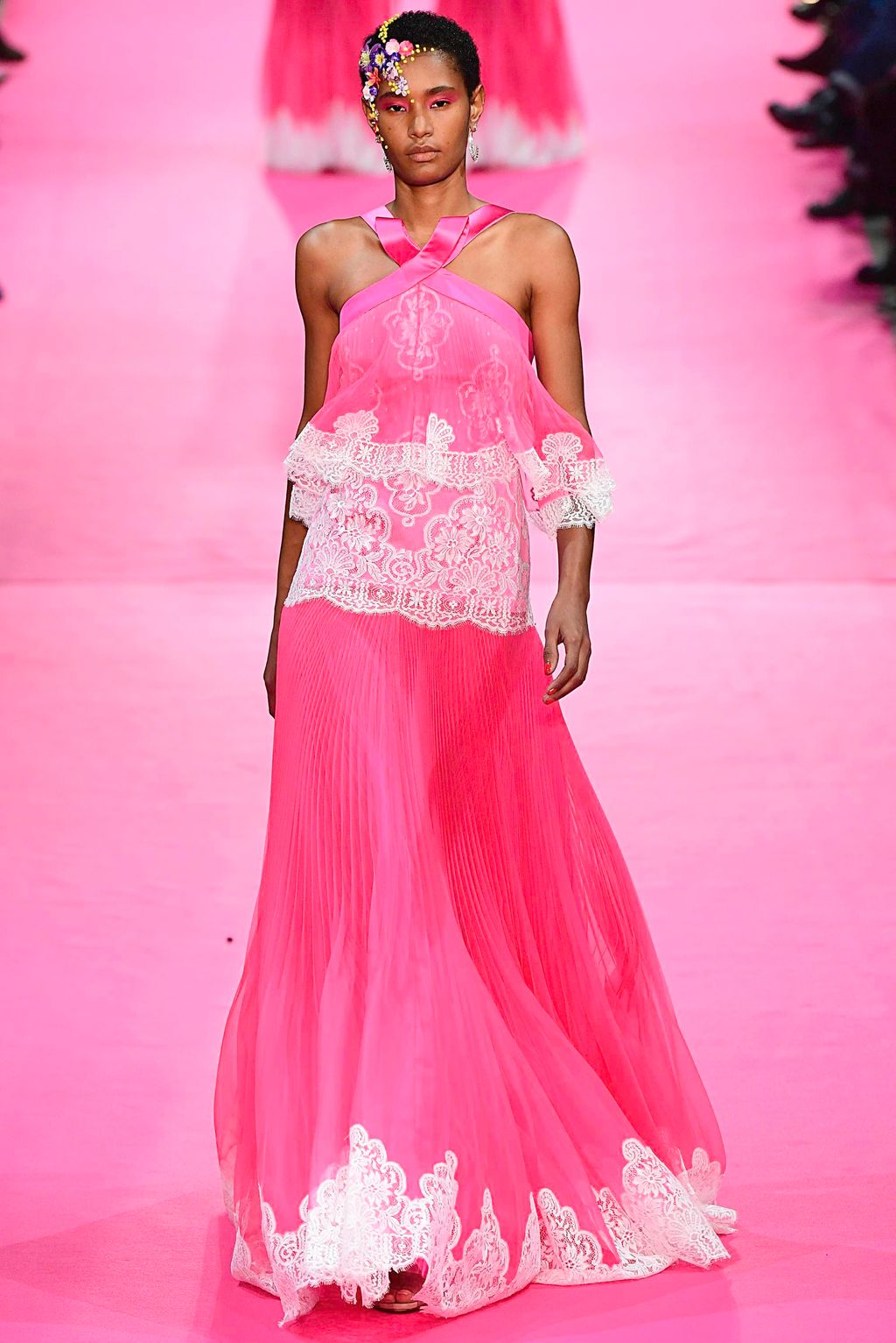 Fashion Week Paris Spring/Summer 2019 look 25 from the Alexis Mabille collection couture