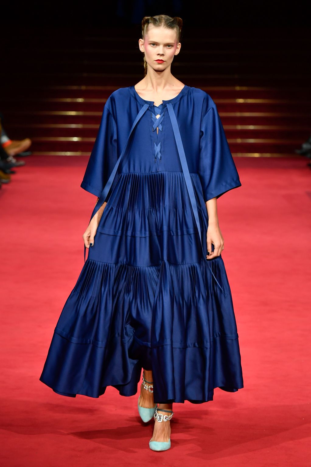 Fashion Week Paris Spring/Summer 2018 look 6 from the Alexis Mabille collection couture