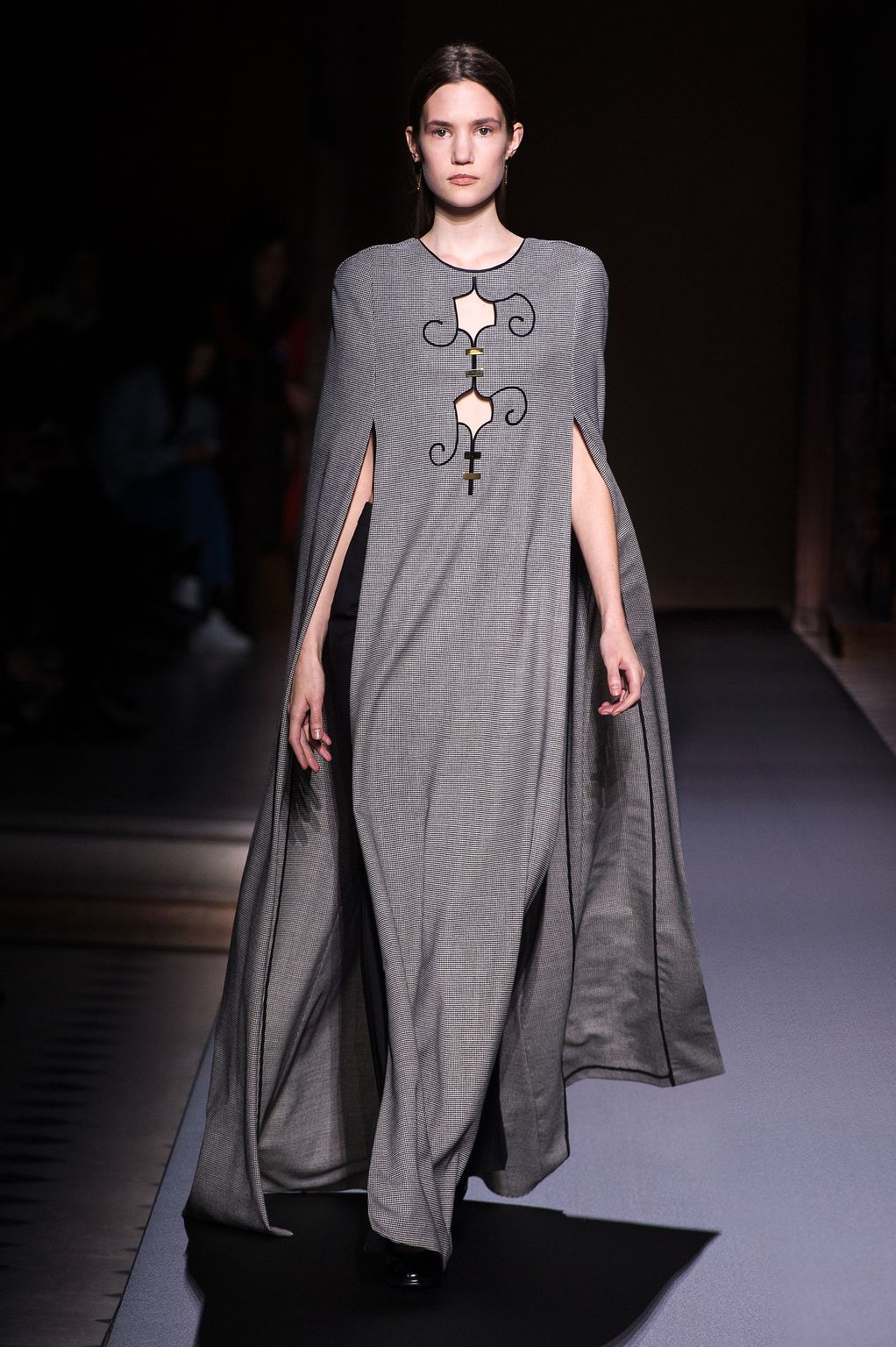 Fashion Week Paris Fall/Winter 2016 look 28 from the Vionnet collection 女装