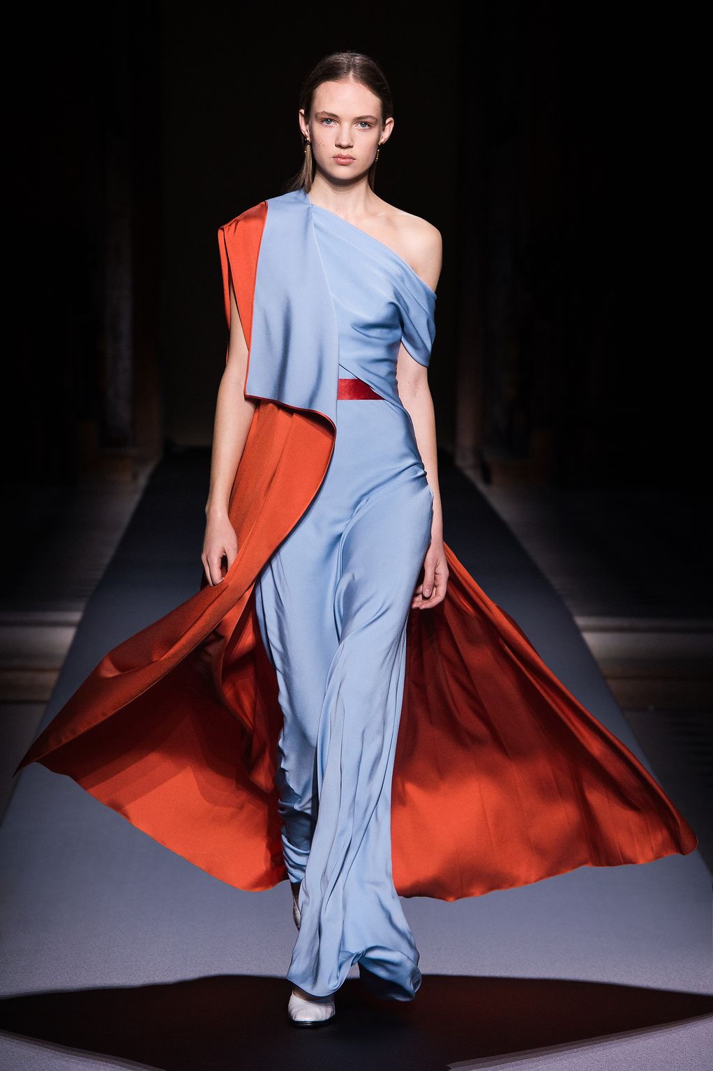Fashion Week Paris Fall/Winter 2016 look 41 from the Vionnet collection 女装