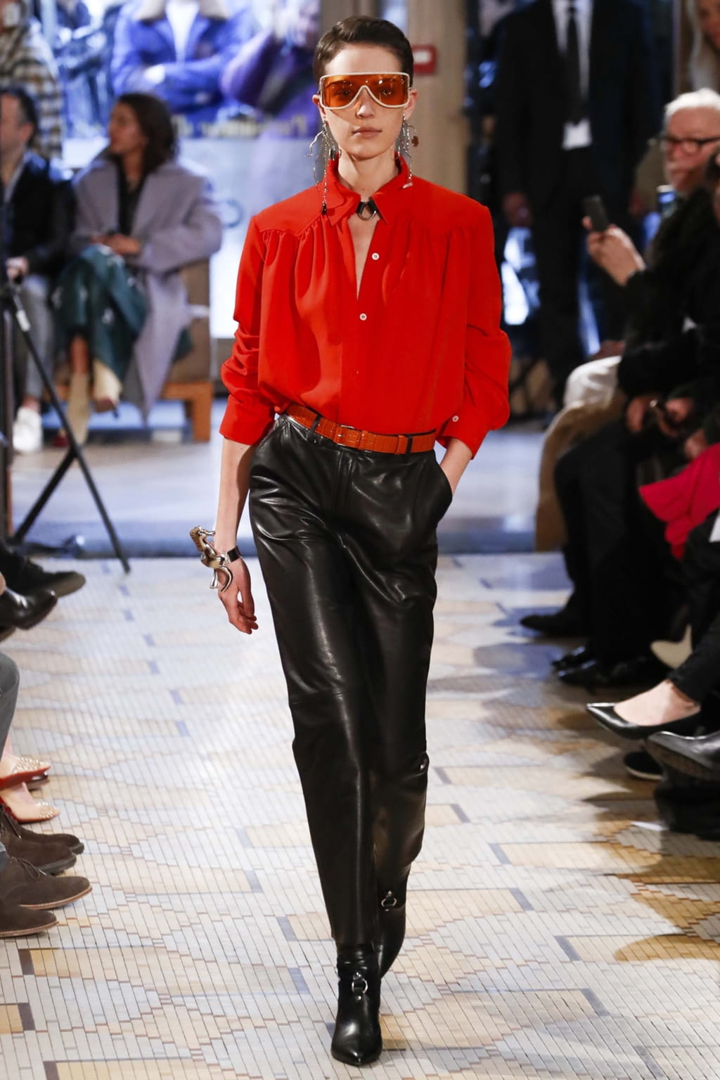 Fashion Week Paris Fall/Winter 2018 look 15 from the Altuzarra collection 女装