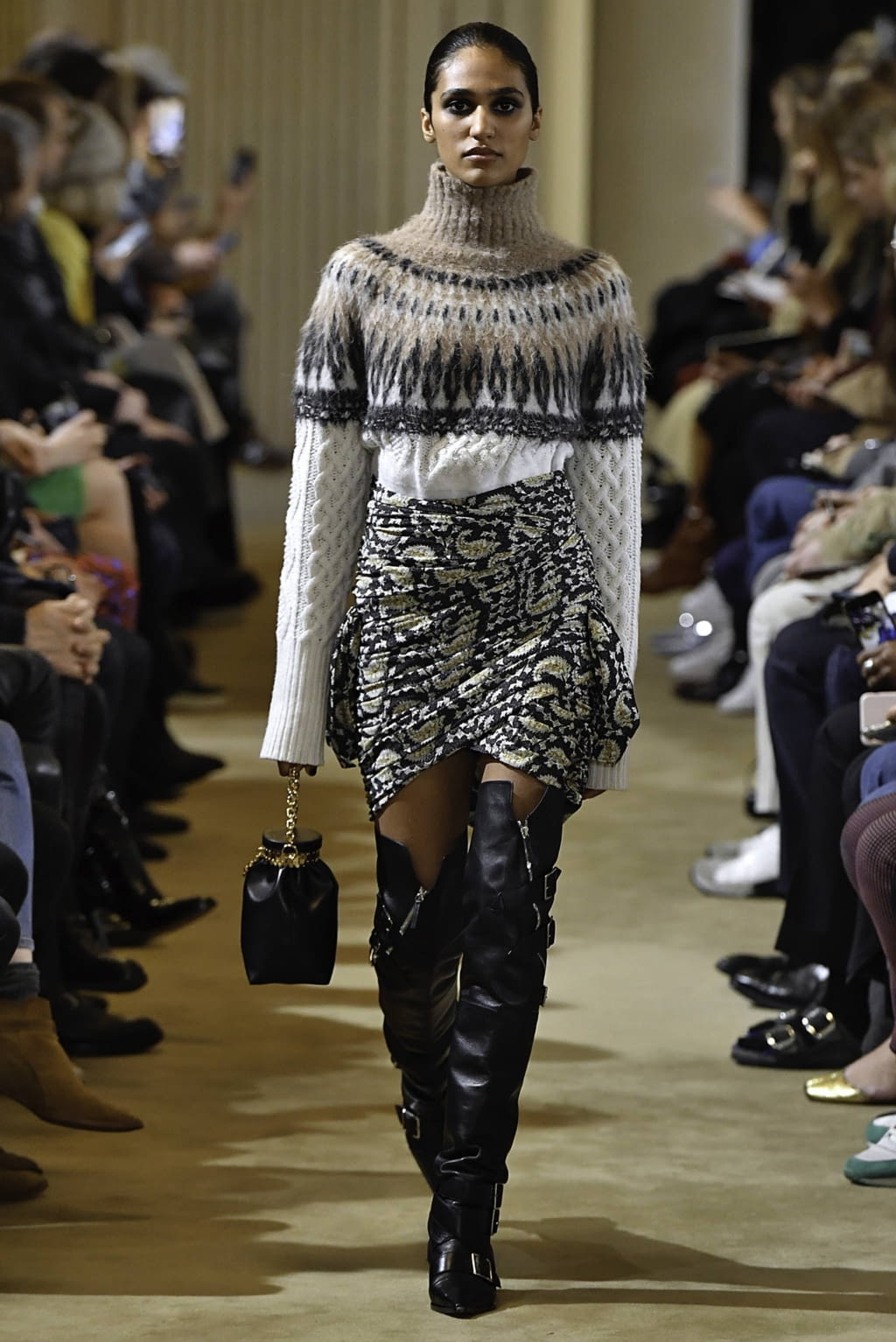Fashion Week Paris Fall/Winter 2019 look 13 from the Altuzarra collection 女装